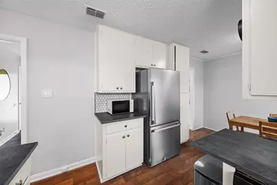 2203 Ventura Drive #B, Austin, TX 78741 - Photo 14