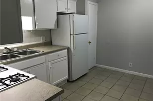 4902 West Gate Blvd, Austin, TX 78745 - Photo 2