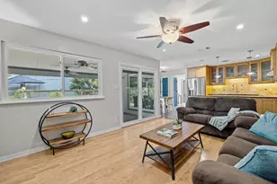 504 Heartwood Dr, Austin, TX 78745 - Photo 4