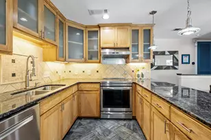 504 Heartwood Dr, Austin, TX 78745 - Photo 12