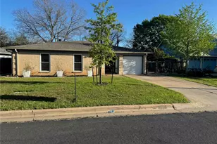 504 Heartwood Dr, Austin, TX 78745 - Photo 2