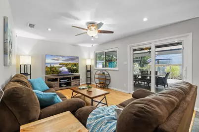 504 Heartwood Drive, Austin, TX 78745 - Photo 4