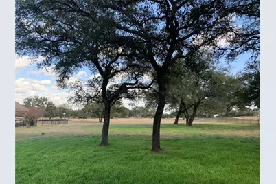 27029 Masters Pkwy., Spicewood, TX 78669 - Photo 4