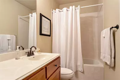 17932 Edgewood Way, Jonestown, TX 78645 - Photo 16