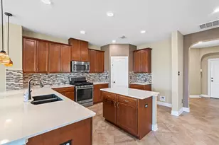 100 Speckle Park Dr, Hutto, TX 78634 - Photo 12