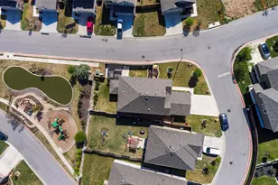 100 Speckle Park Dr, Hutto, TX 78634 - Photo 6