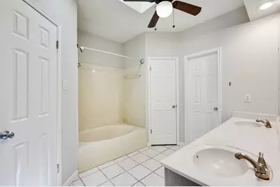 10803 Leafwood Lane, Austin, TX 78750 - Photo 22
