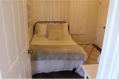 706 W 24th Street #203, Austin, TX 78705 - Photo 12