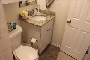 706 W 24th St, Austin, TX 78705 - Photo 16