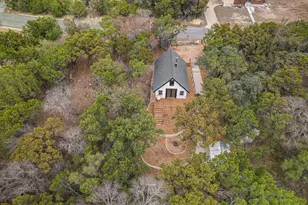 21112 Brewer Ln, Lago Vista, TX 78645 - Photo 2