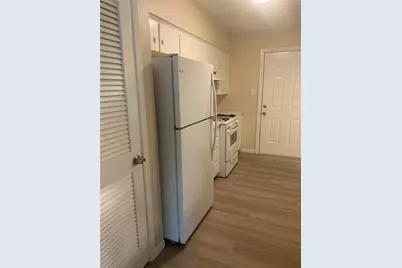2519 Glen Springs Way, Austin, TX 78741 - Photo 8