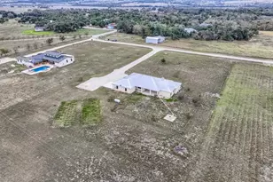 192 Freedom Dr, Georgetown, TX 78626 - Photo 32
