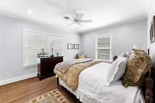 1701 W 33rd St, Austin, TX 78703 - Photo 14