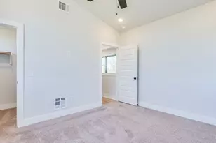206 E Wonsley Dr, Austin, TX 78753 - Photo 20