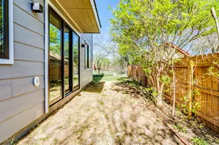 206 E Wonsley Dr, Austin, TX 78753 - Photo 24