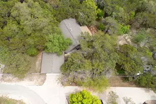 17129 E Darleen Dr, Leander, TX 78641 - Photo 32