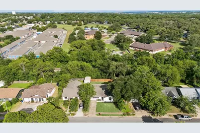 6915 Cherry Meadow Drive, Austin, TX 78745 - Photo 18