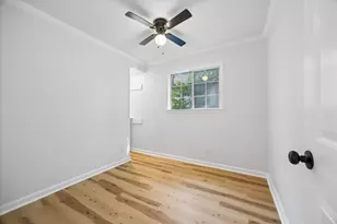 6915 Cherry Meadow Dr, Austin, TX 78745 - Photo 14