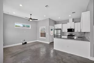 6303 Santos St, Austin, TX 78741 - Photo 12