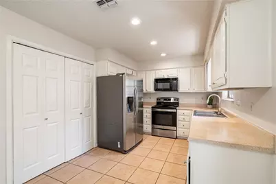 3800 Foust Trail #B, Georgetown, TX 78628 - Photo 6