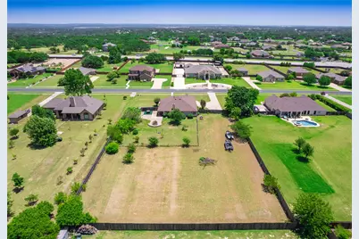 213 Sarahs Lane, Liberty Hill, TX 78642 - Photo 38