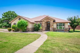 213 Sarahs Ln, Liberty Hill, TX 78642 - Photo 2