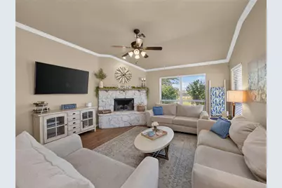 213 Sarahs Lane, Liberty Hill, TX 78642 - Photo 10