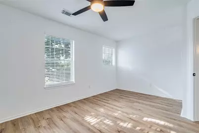 1106 Hughmont Drive, Pflugerville, TX 78660 - Photo 18