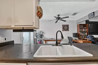 1628 Royal Hill Drive, Austin, TX 78741 - Photo 12