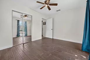 1628 Royal Hill Dr, Austin, TX 78741 - Photo 18