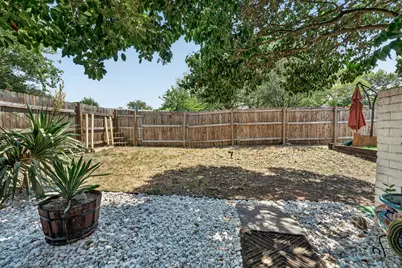 1628 Royal Hill Drive, Austin, TX 78741 - Photo 24
