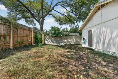 1628 Royal Hill Drive, Austin, TX 78741 - Photo 26