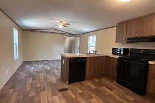 302 Lone Star Rd, Bastrop, TX 78602 - Photo 4