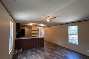 302 Lone Star Rd, Bastrop, TX 78602 - Photo 2