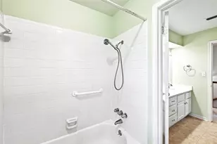 12113 Black Angus Dr, Austin, TX 78727 - Photo 26