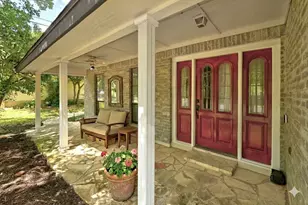 12113 Black Angus Dr, Austin, TX 78727 - Photo 2