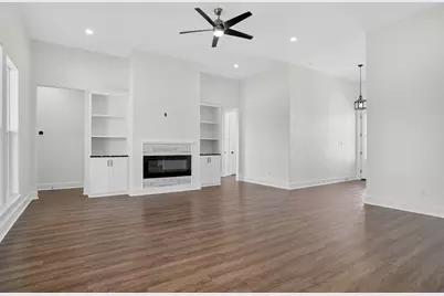 1035 Brandywine Court, Elgin, TX 78621 - Photo 10