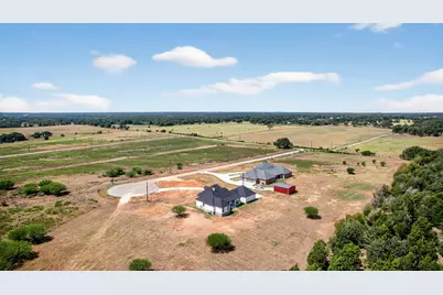 1035 Brandywine Court, Elgin, TX 78621 - Photo 24