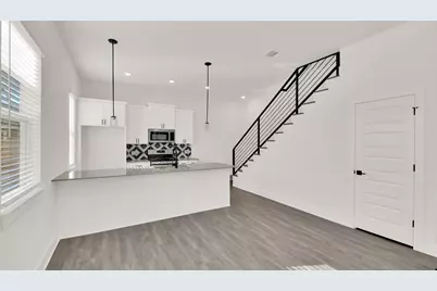 1106 Begonia Terrace #2, Austin, TX 78741 - Photo 10