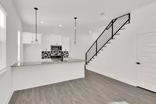 1106 Begonia Terrace, Austin, TX 78741 - Photo 10