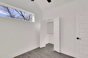 1106 Begonia Terrace, Austin, TX 78741 - Photo 28