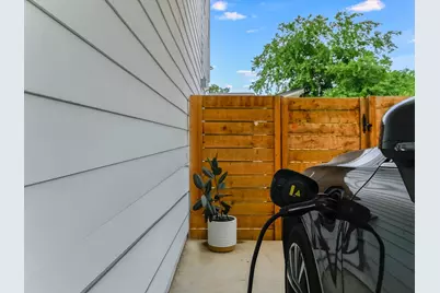 5603 Samuel Huston Avenue #1, Austin, TX 78721 - Photo 24