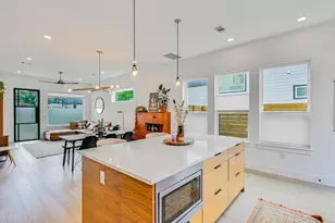 5603 Samuel Huston Ave, Austin, TX 78721 - Photo 4