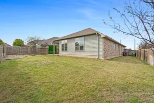 2923 Bluffstone Dr, Round Rock, TX 78665 - Photo 32