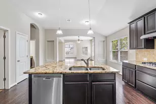 2923 Bluffstone Dr, Round Rock, TX 78665 - Photo 20