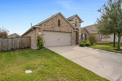2923 Bluffstone Drive, Round Rock, TX 78665 - Photo 2