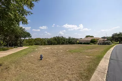 128 Hidden Springs Court, Spicewood, TX 78669 - Photo 16