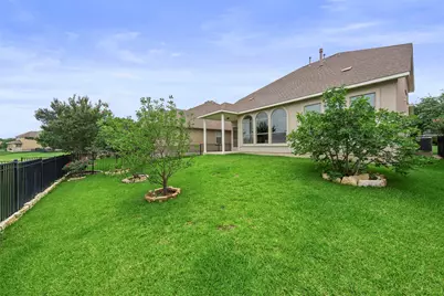 1917 Kempwood Loop, Round Rock, TX 78665 - Photo 36