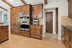 720 Circle G Ranch Rd, Dripping Springs, TX 78620 - Photo 14