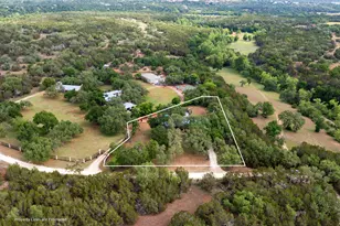 720 Circle G Ranch Rd, Dripping Springs, TX 78620 - Photo 2